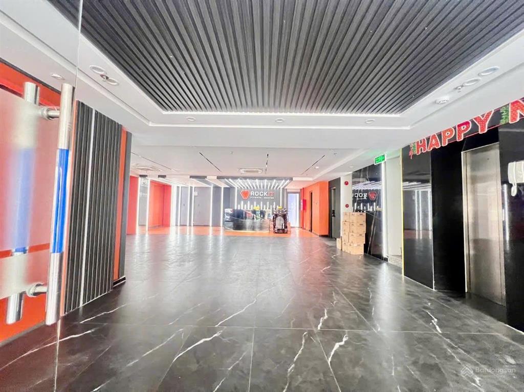 Tòa nhà! 2000m² mt 24 đinh bộ lĩnh, p. 24, bình thạnh, 5l, tm, pccc