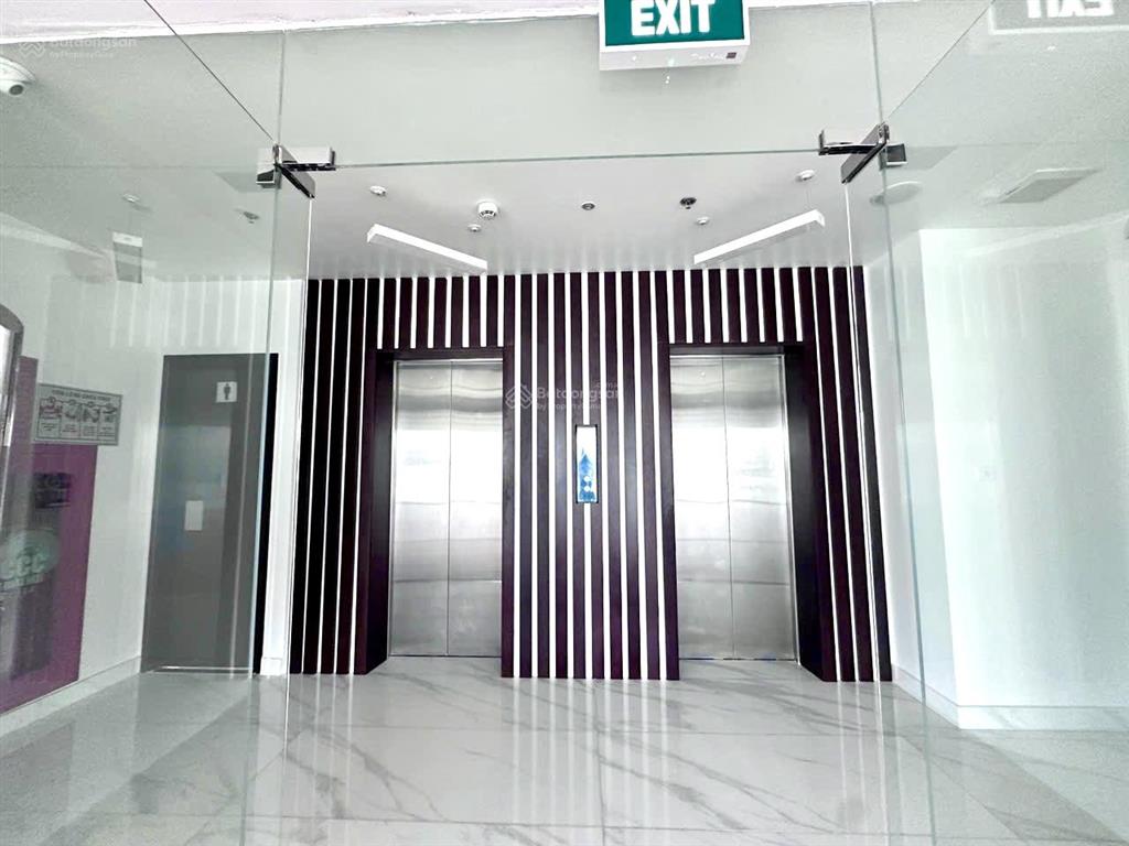 Cho thuê toà nhà văn phòng 3000m2 mt nguyễn thái học p.bến thành q1  h t l 9l