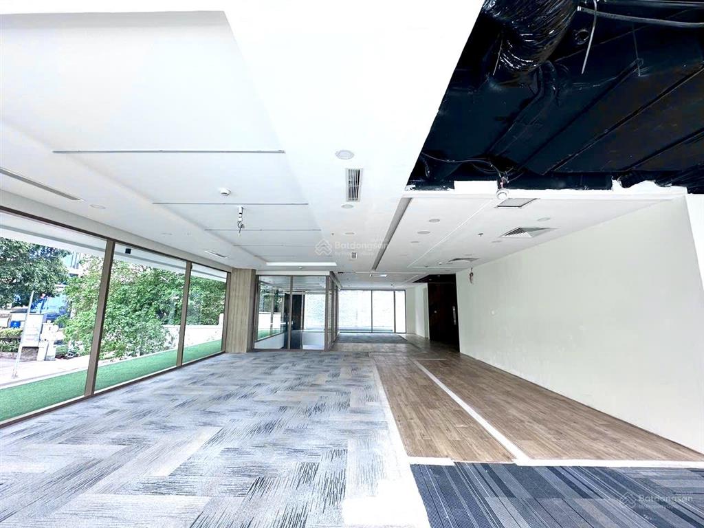 Cho thuê toà nhà văn phòng 3000m2 mt nguyễn thái học p.bến thành q1  h t l 9l