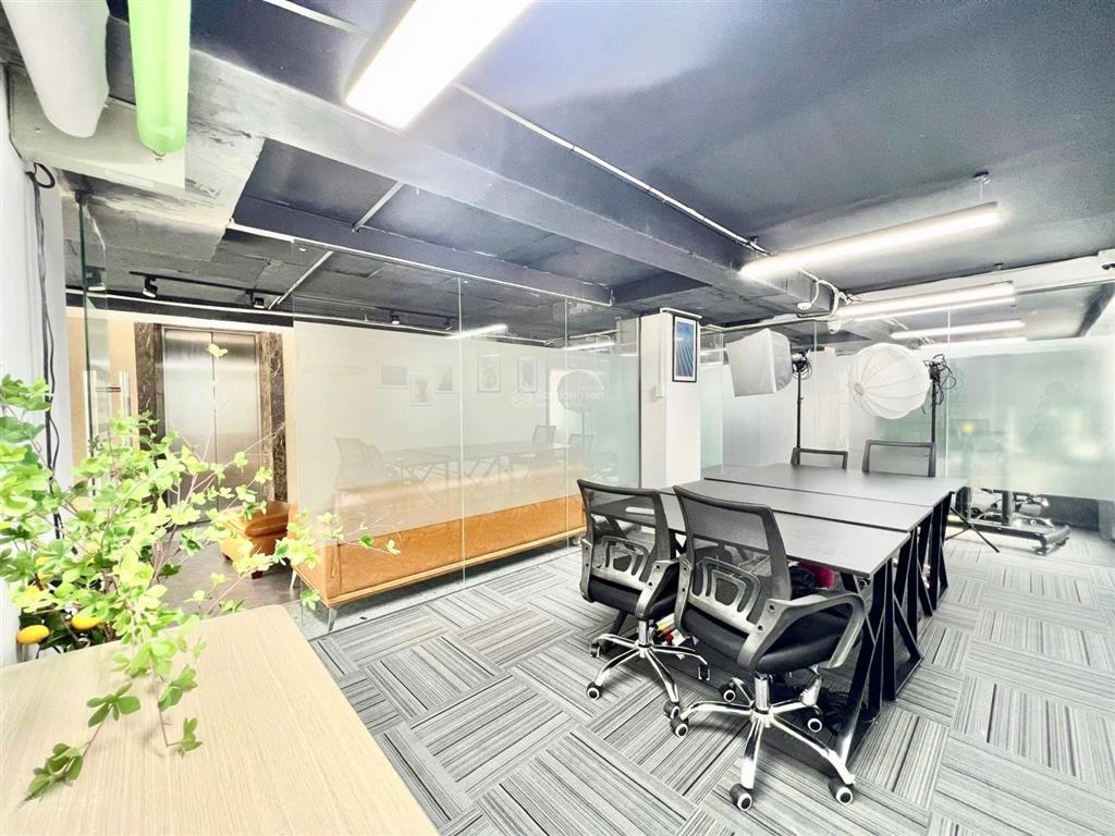 Cho thuê tòa nhà office!!! nguyễn văn trỗi phú nhuận!!! (12x30m)