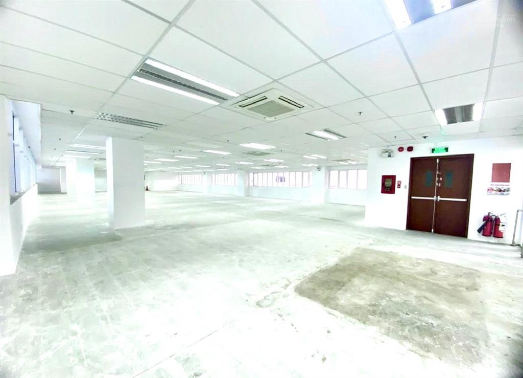 Toà nhà văn phòng! 3000m2 nguyễn thị minh khai q3 (ngã 4 cách mạng tháng 8)