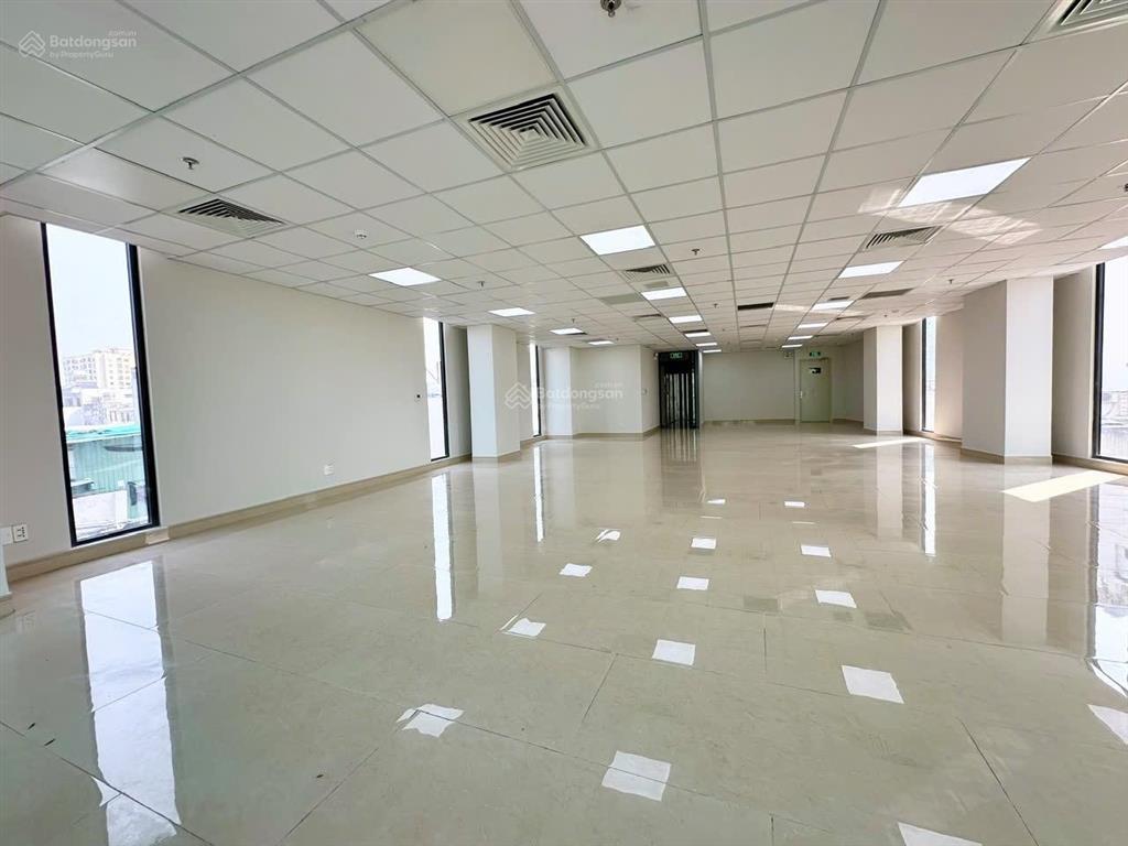 Cho thuê tòa nhà văn phòng 3000m²! trung tâm bình thạnh