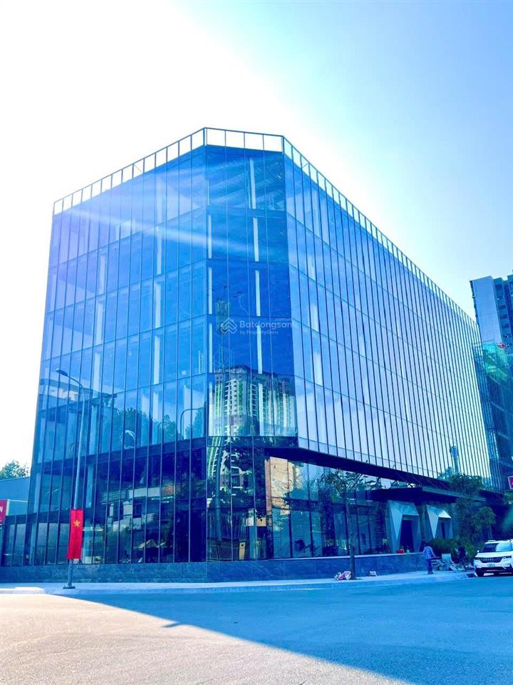 Cho thuê tòa nhà office! góc 2 mặt tiền trung tâm q2 (20x40m) giá tốt
