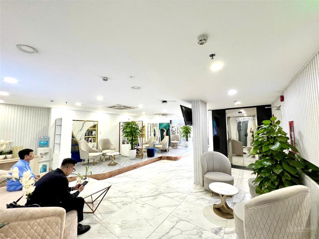 Cho thuê tòa nhà mặt tiền 265 267 trần bình trọng phường 4 quận 5