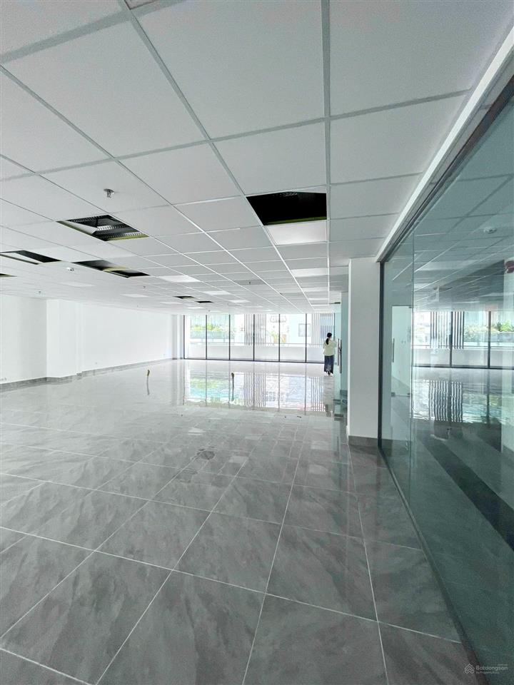 Cho thuê tòa nhà 2000m² trung tâm quận 3  h 8 lầu tm pccc nghiệm thu