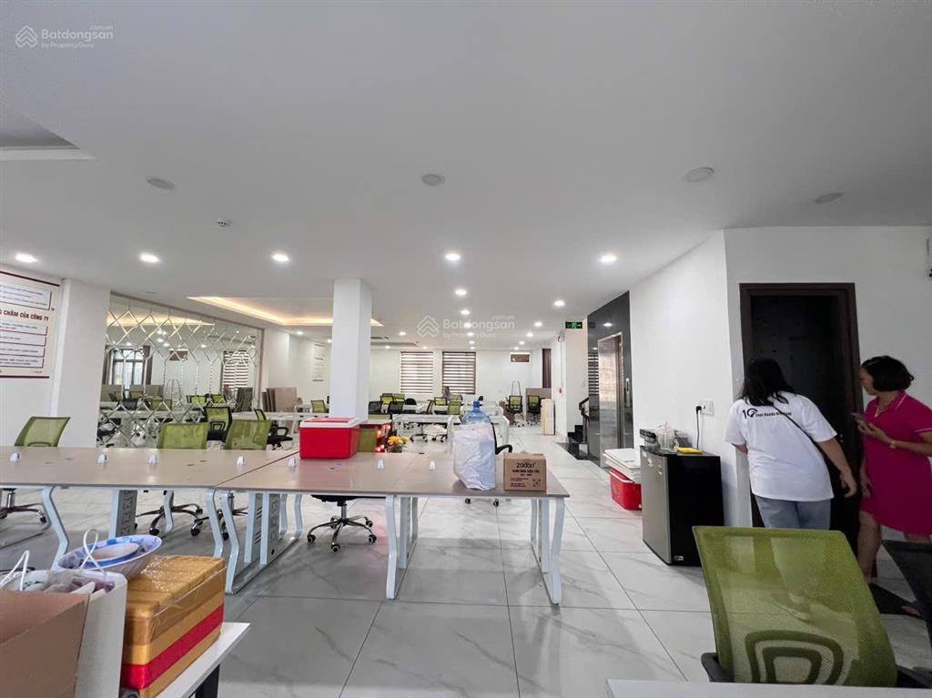 Cho thuê tòa nhà vp 1200m2  mặt tiền 15a nguyễn an, phường cát lái, tp thủ đức, q2 (cũ)
