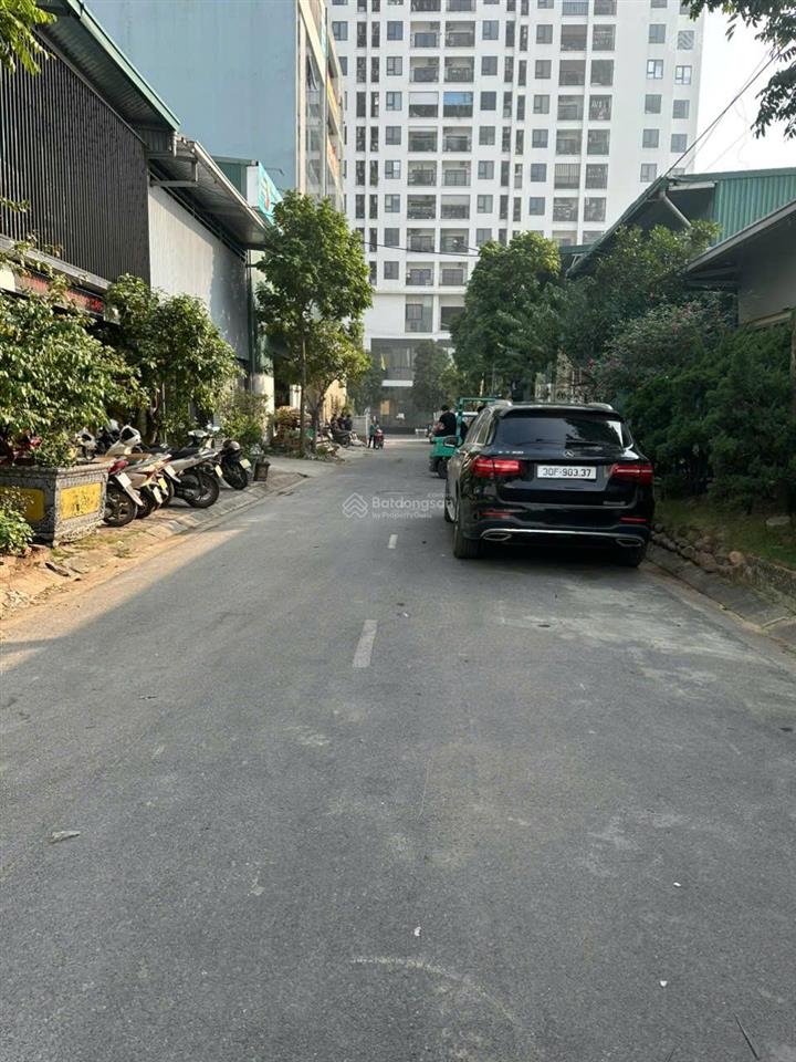 Bán gấp 150m2 đất đấu giá tứ hiệp thanh trì p. lô ôtô vỉa hè kinh doanh sầm uất 40.5 tỷ