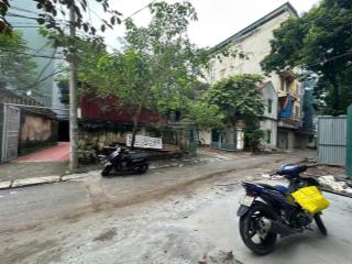 Bán 400m*mt22m đất thổ cư phố bùi huy bíchhoàng mai p.lôôtô vỉa hè chỉ 92 tỷ.