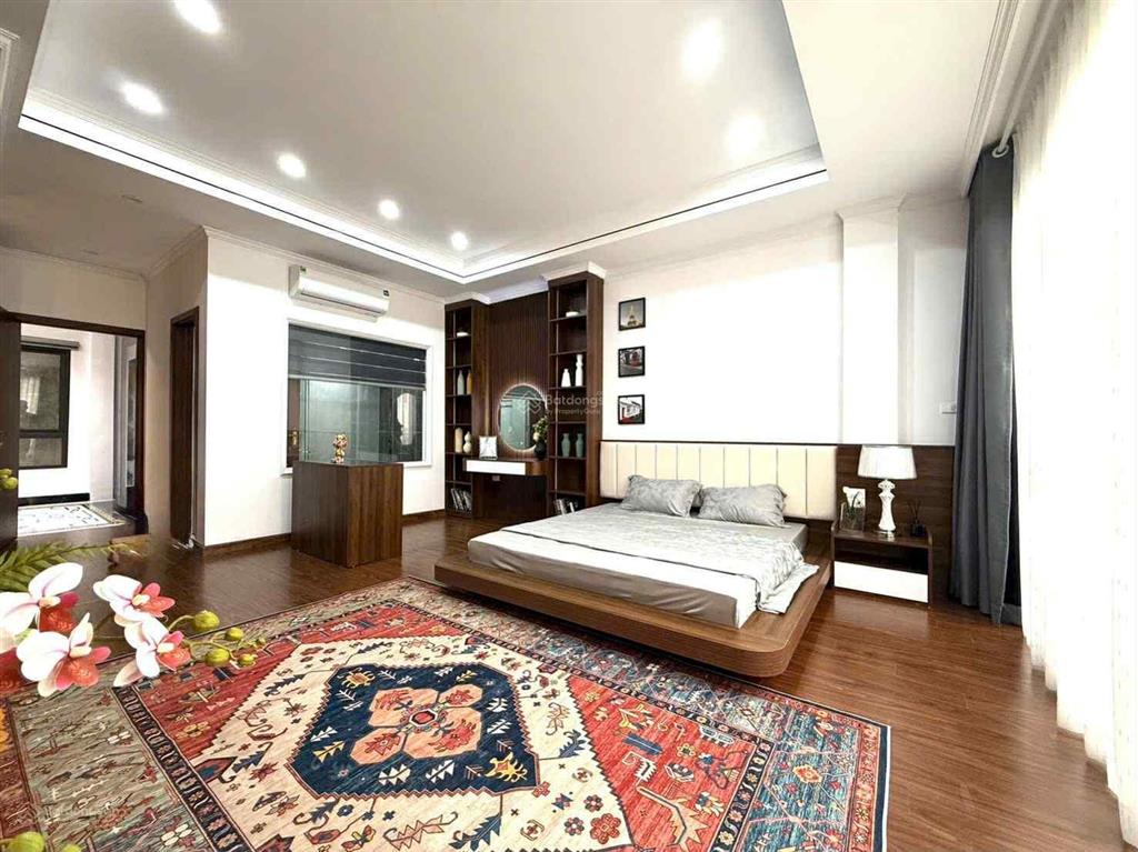 Bán nhà 6tầng thang máy 70m mặt phố kim giang vỉa hè kinh doanh ngày đêm chỉ 25 tỷ