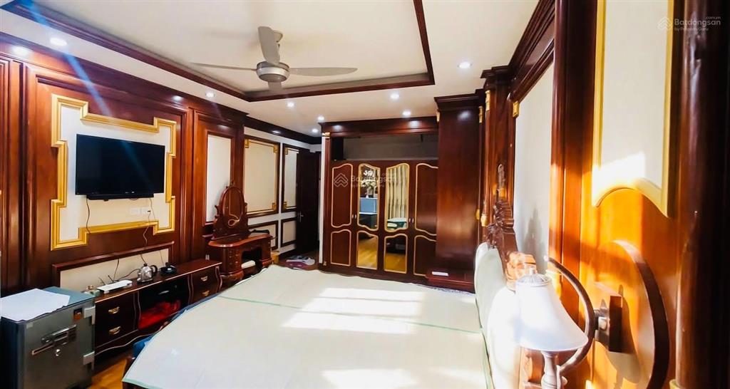 Bán gấp nhà 4 tầng phân lô tây nam hồ linh đàm 60m2 vỉa hè ôtô kinh doanh, chỉ 16.8 tỷ