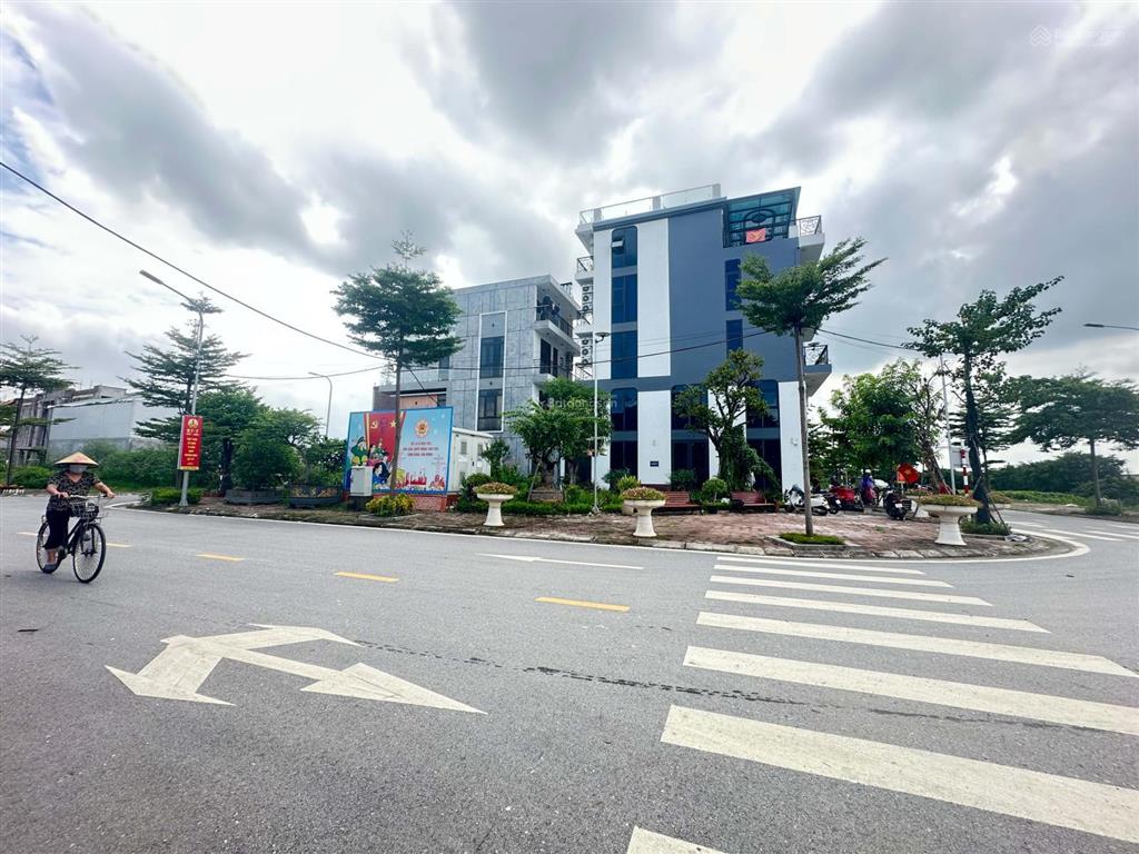 Bán gấp nhà c4*79m mặt đường đấu giá hùynh cung xã đại thanh vỉa hè k.doanh bán rẻ 16.x tỷ