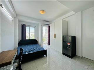 Cho thuê phòng quận 7 ban công view sông cực mát , đầy đủ tiện nghi