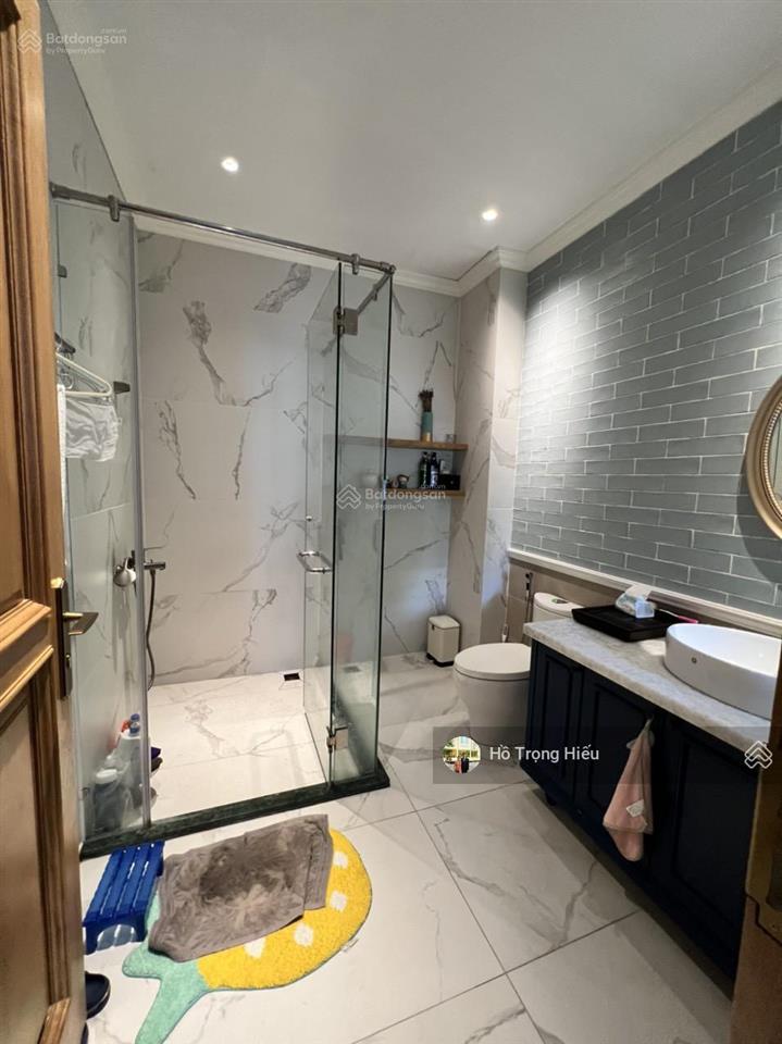 Bán nhà cách mạng tháng 8, phường 5, tân bình 6x20m hầm 7 tầng, thuê 100tr, bán 35 tỷ