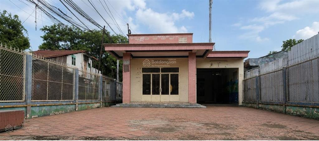 Cho thuê mặt bằng 2 mặt tiền đẹp huỳnh văn cù, thủ dầu một chỉ 8 triệu/tháng
