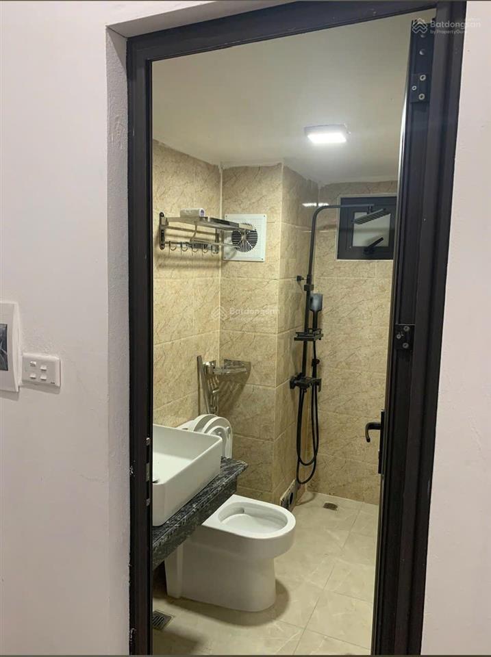 Cho thuê phòng studio full nội thất, ô tô đỗ cửa gần tiểu học văn yên, hà đông. giá 3,9 triệu/tháng