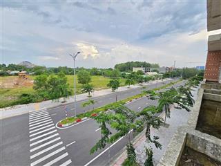 Kẹt tiền gấp cần bán lô đất 5x18m mặt tiền đường trường chinh, tp phú mỹ giá 2,9ty