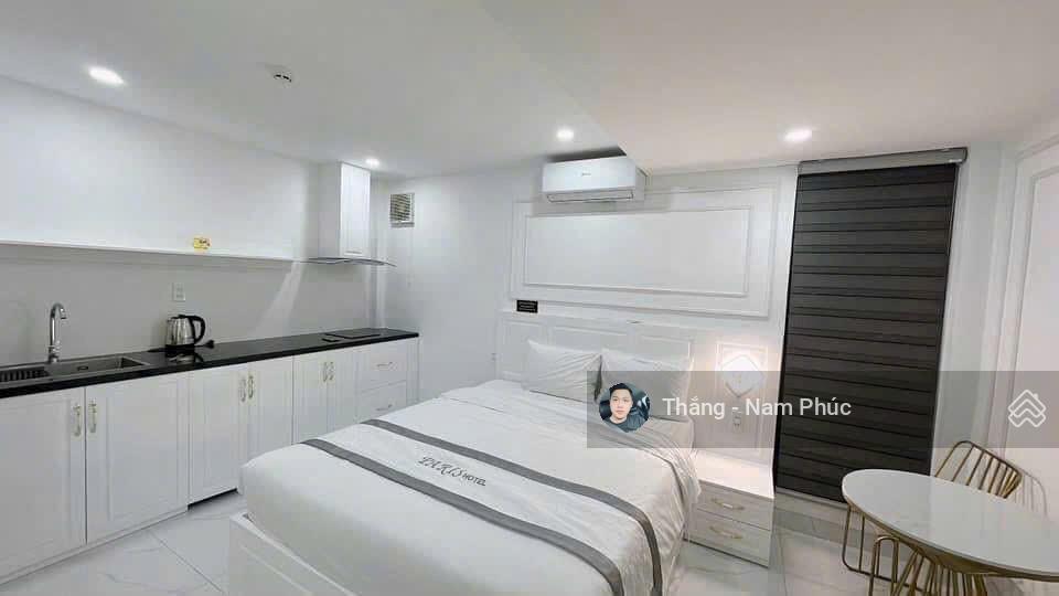 Chính chủ bán khách sạn trần quốc hoàn đường xuống bãi tắm sơn thuỷ vị trí cực kỳ đẹp giá cực tốt