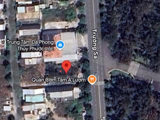 Chính chủ bán cặp đất trường sa đối diện cổng resort sandybeach ngang 10m vị trí đẹp giá cực kỳ rẻ