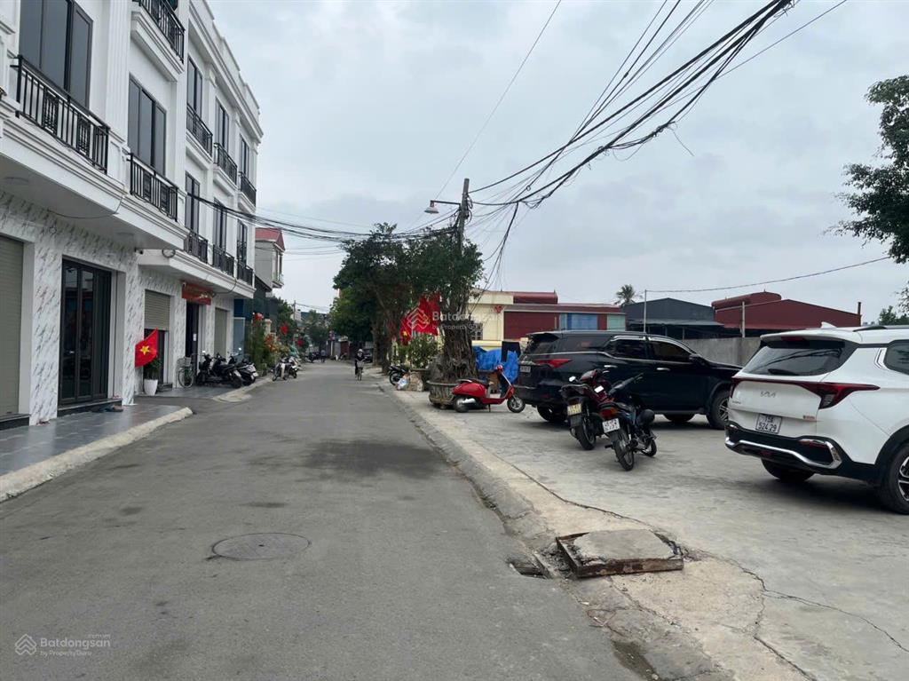Bán nhà phù liễn kiến an hải phòng 3 tầng đường ô tô 2,85 tỷ