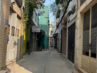 Nhà 1/ đúc 4 tầng đường nguyễn trãi p2 q5