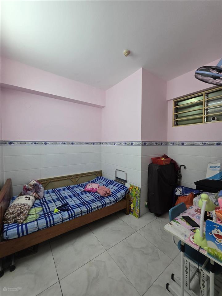 Bán chung cư cao ốc a nguyễn kim p7 quận 10. lầu cao có 2pn