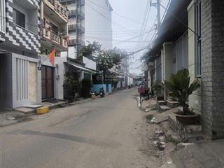 Bán nhà mặt tiền đường nghiêm toản  lũy bán bích. dt 3.9m x 13.5m