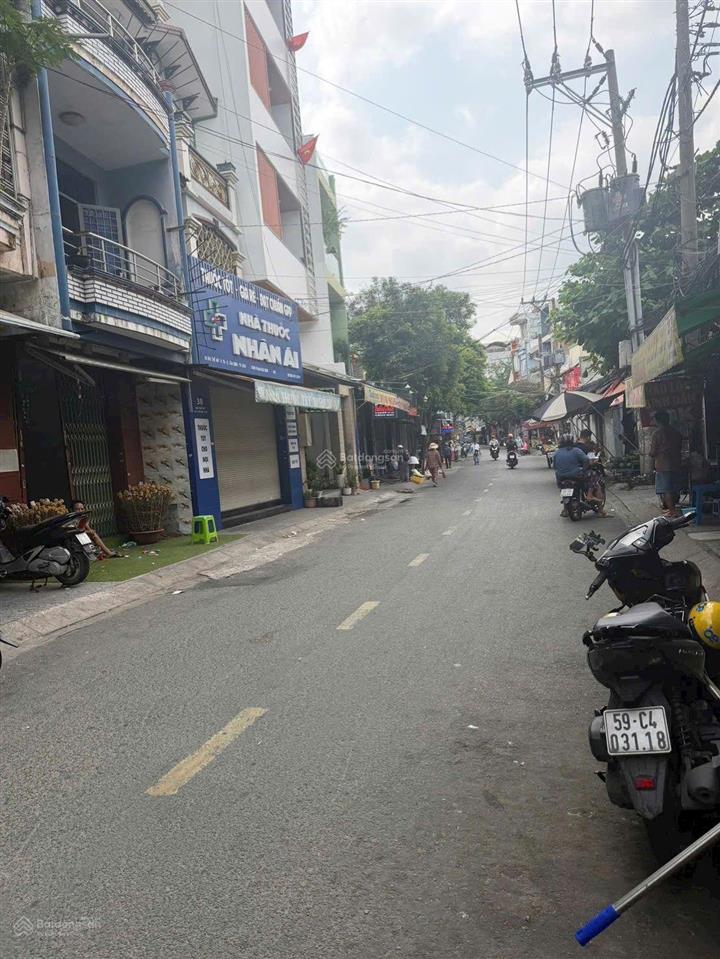 Nhà 4m x 14.3m mặt tiền kinh doanh đường bùi thế mỹ p10 tân bình