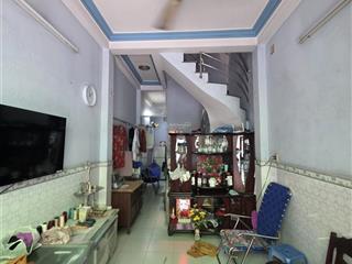 Nhà hẻm xe hơi khu hồng bàng quận 11. dt 3x10m đúc 3 tầng