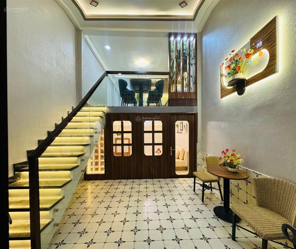 Nhà 4.1m x 12m đúc 4 tầng hẻm 4m khu hậu giang vs mai xuân thưởng