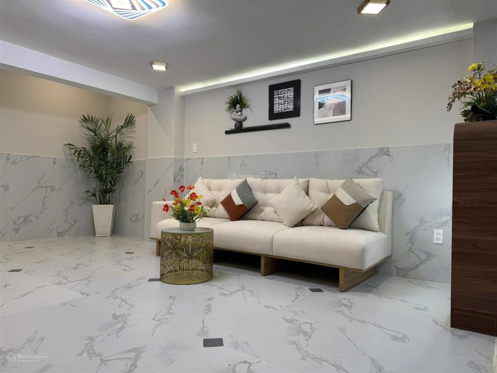 Nhà 4.1m x 12m đúc 4 tầng hẻm 4m khu hậu giang vs mai xuân thưởng