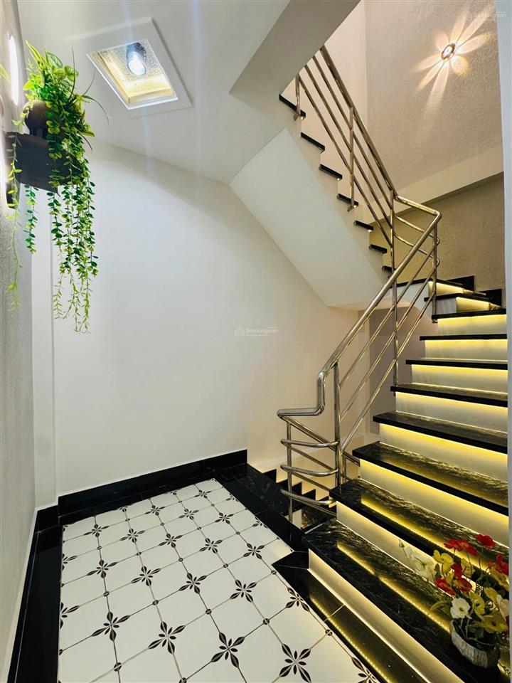 Nhà 4.1m x 12m đúc 4 tầng hẻm 4m khu hậu giang vs mai xuân thưởng