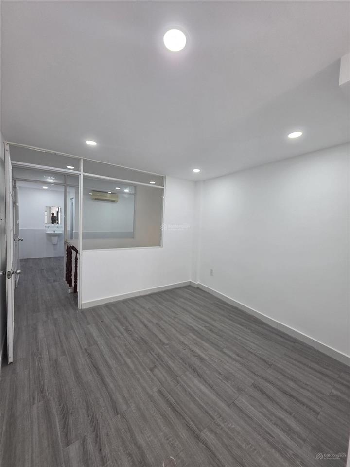 Nhà hẻm xe hơi đường trương công định, phường 13, quận tân bình. dt 40m2, trệt 1 lầu