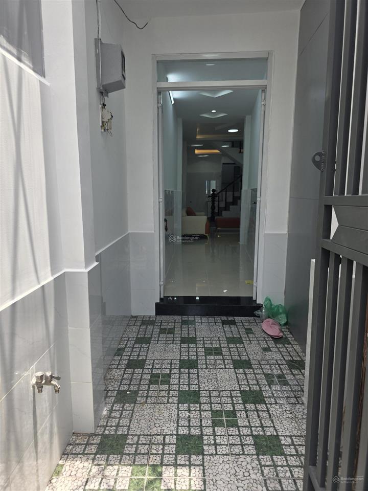 Nhà hẻm xe hơi đường trương công định, phường 13, quận tân bình. dt 40m2, trệt 1 lầu
