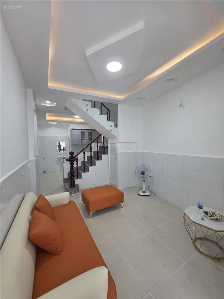 Nhà hẻm xe hơi đường trương công định, phường 13, quận tân bình. dt 40m2, trệt 1 lầu