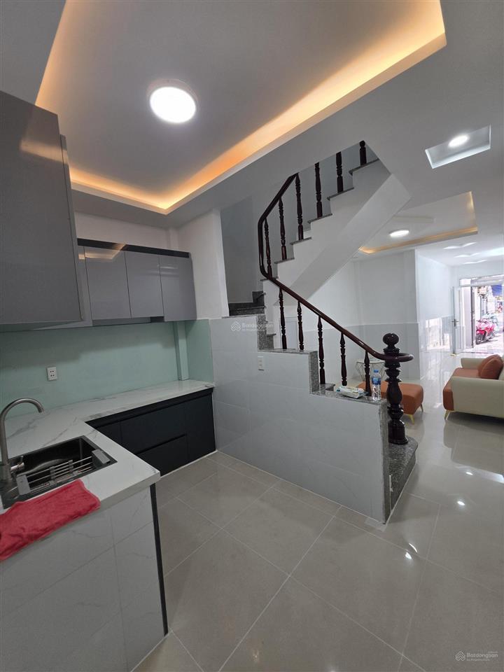 Nhà hẻm xe hơi đường trương công định, phường 13, quận tân bình. dt 40m2, trệt 1 lầu