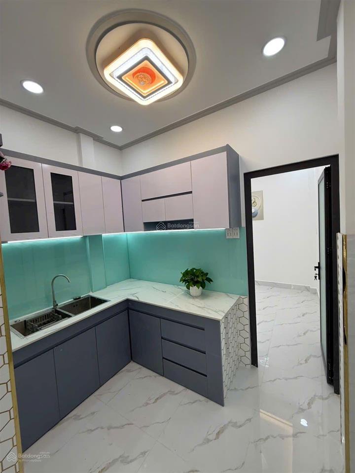 Nhà 1/ sát mặt tiền văn thân , quận 6. dt 44m2 trệt 1 lầu 4pn