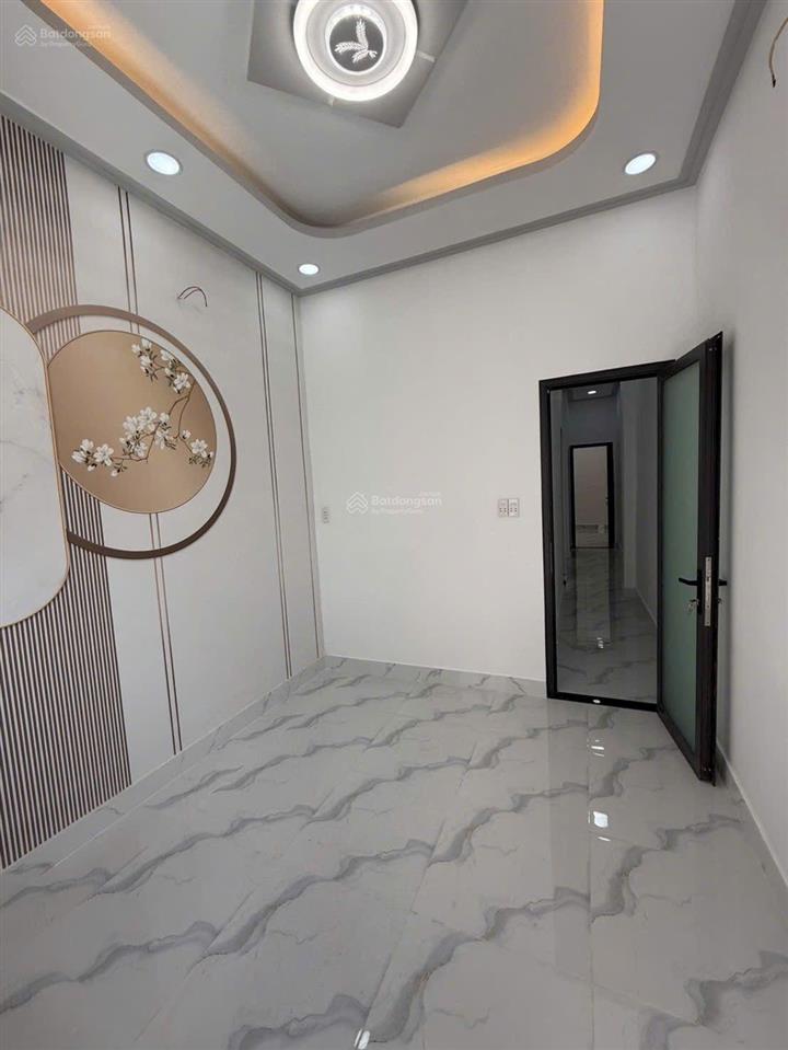 Nhà 1/ sát mặt tiền văn thân , quận 6. dt 44m2 trệt 1 lầu 4pn