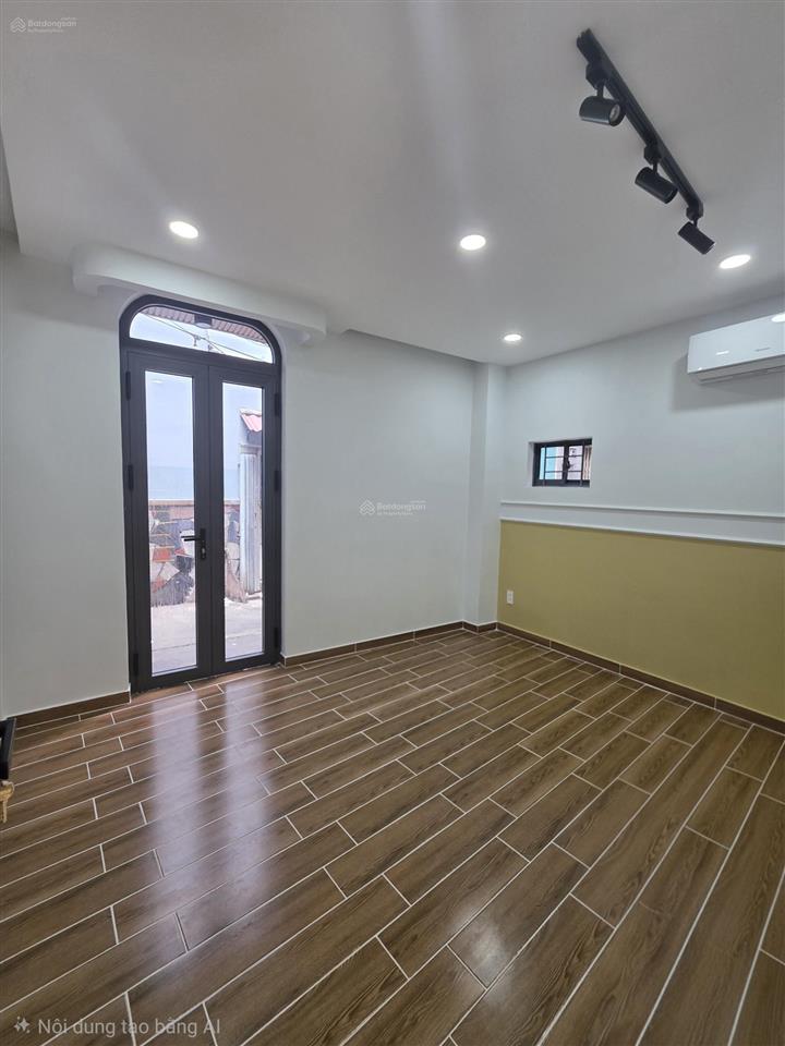Nhà 3.5m nở hậu 6m dài 10m đúc 2 tầng 3pn sát mặt tiền lê hồng phong