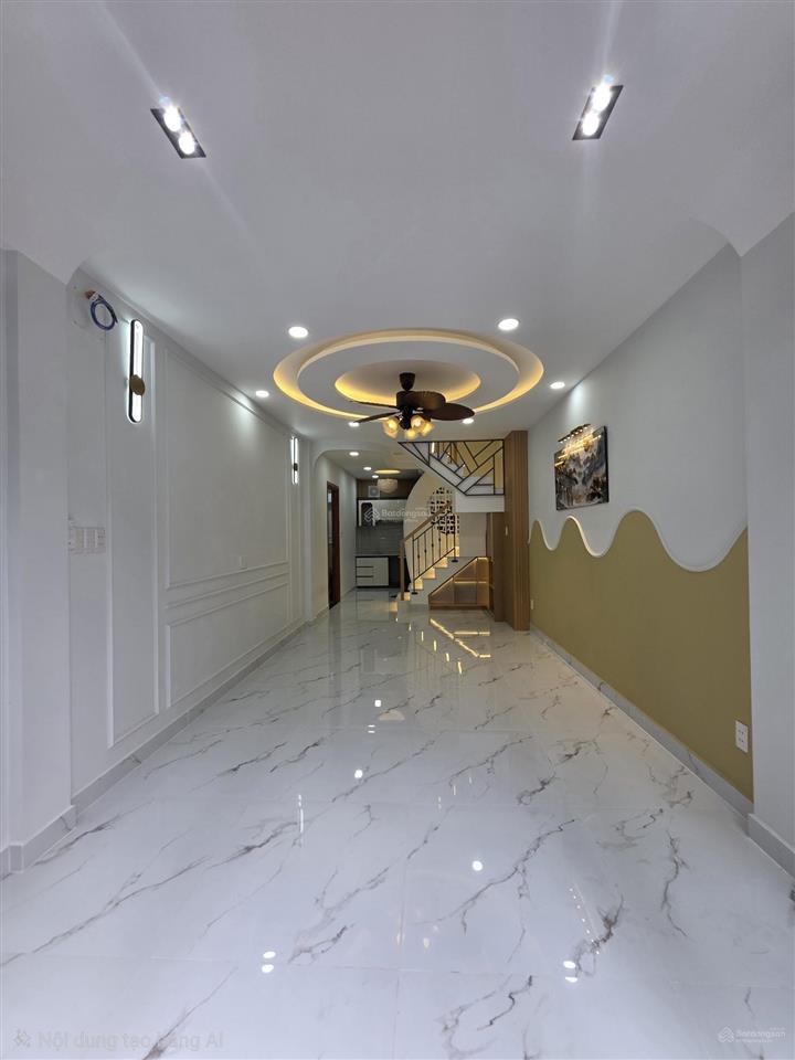 Nhà 3.5m nở hậu 6m dài 10m đúc 2 tầng 3pn sát mặt tiền lê hồng phong