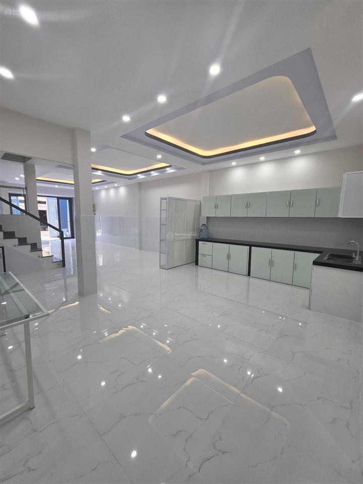 Nhà 6m x 20m đúc 3 tầng mặt tiền đường số khu dân cư bình hưng, gần bến xe quận 8
