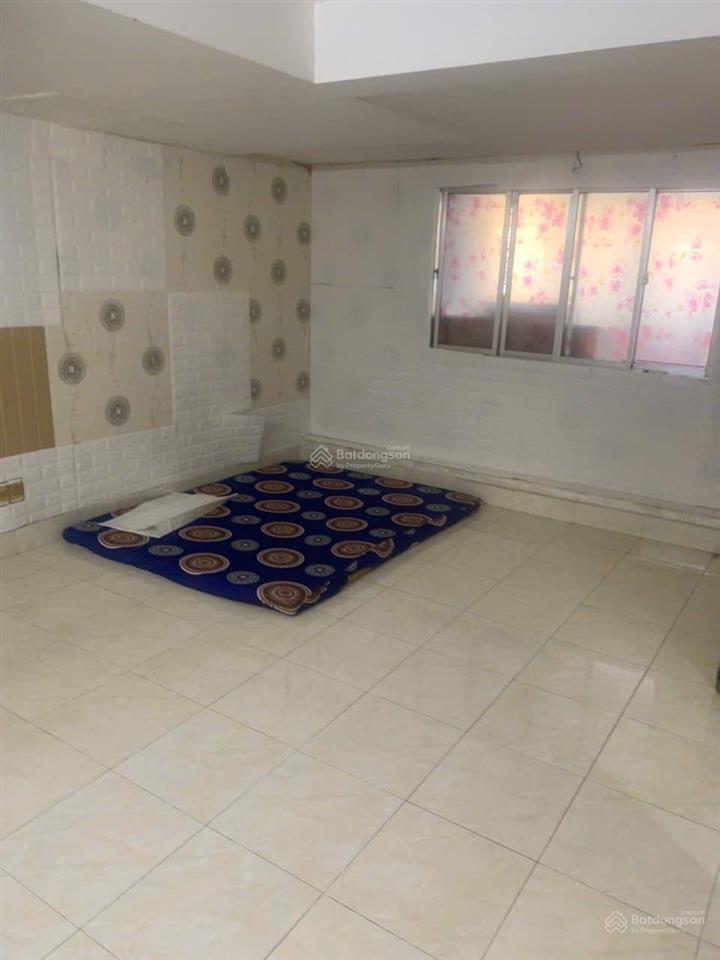 Bán tầng trệt chung cư da sà ngay chợ da sà. dt 8x8m trệt lửng
