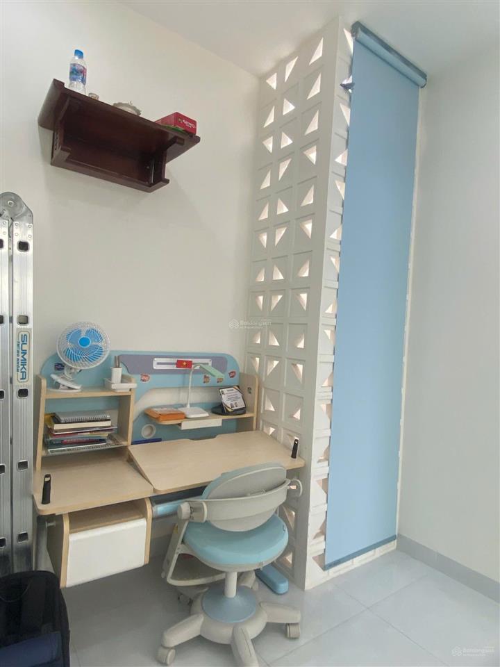 Nhà 1/2 đúc 3 tầng mới đẹp đường phạm văn hai, p.2, tân sơn hòa