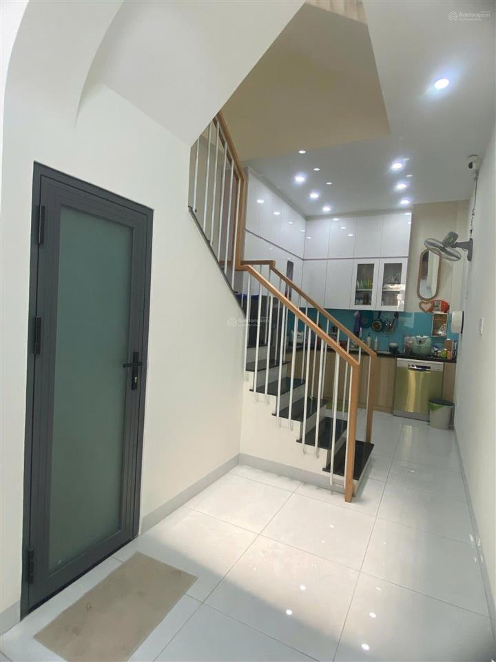 Nhà 1/2 đúc 3 tầng mới đẹp đường phạm văn hai, p.2, tân sơn hòa