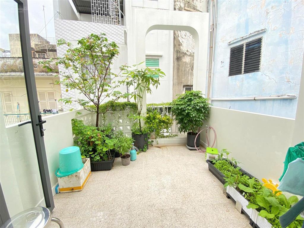 Nhà 1/2 đúc 3 tầng mới đẹp đường phạm văn hai, p.2, tân sơn hòa