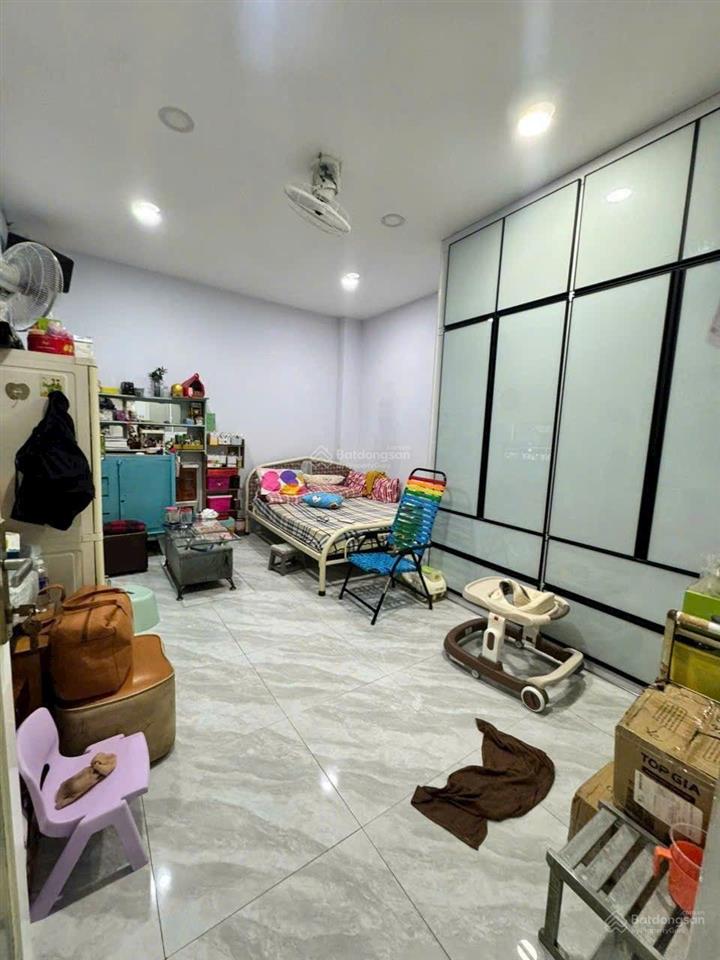 Nhà ngang 7,2m x 11m trệt lầu hẻm 4m đường minh phụng