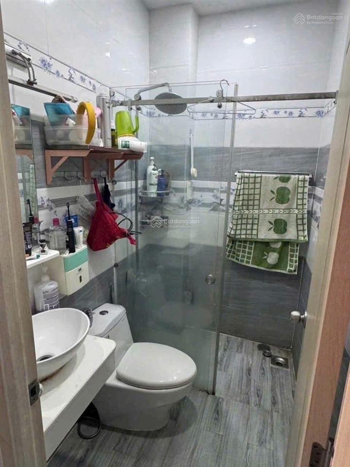 Nhà 1/ đúc 3 tầng hẻm 5m thông thoáng đường phạm phú thứ vs bình tiên