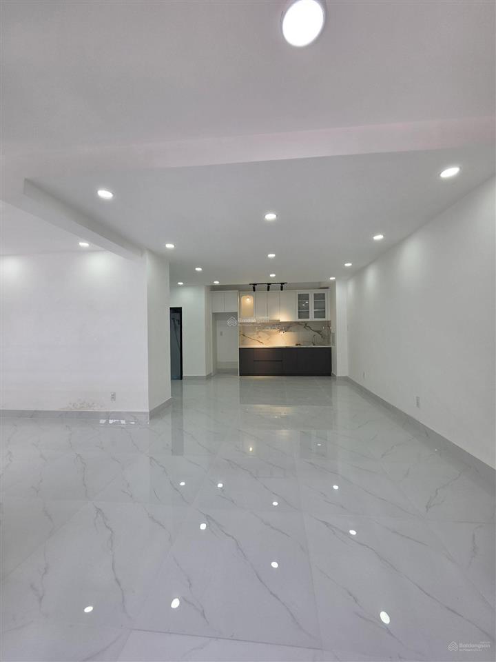 Bán căn hộ tầng trệt chung cư da sà. dt 118m2 có trệt 1 lầu 3pn