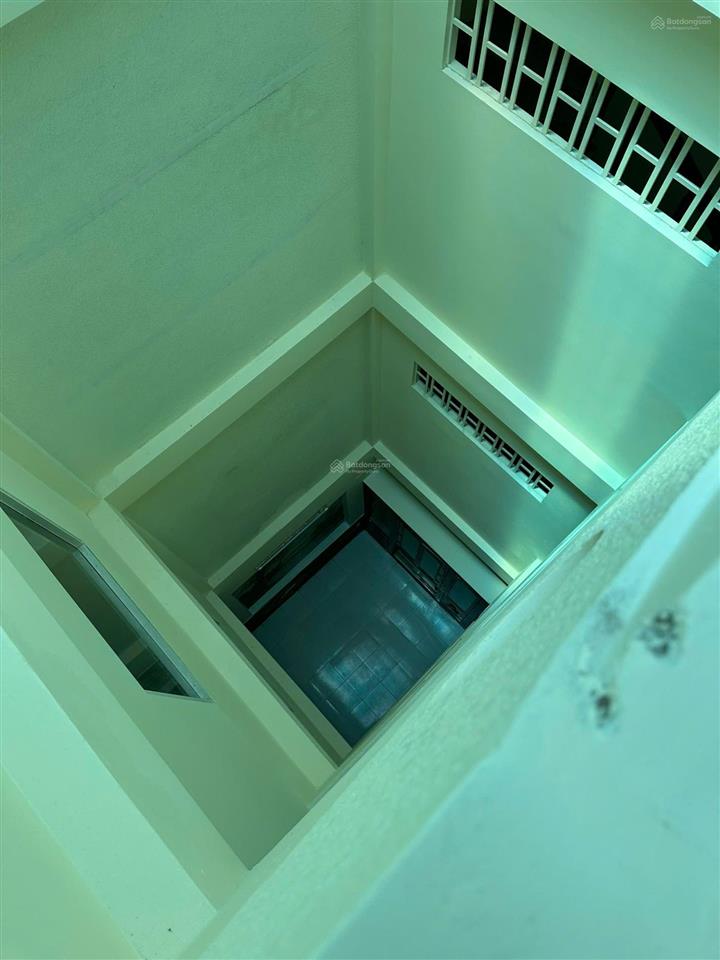 Nhà hẻm xe hơi đường quang trung. dt đất 199m2 đúc 3 lầu