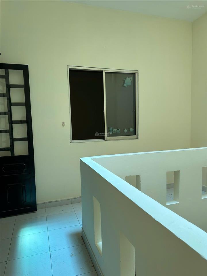 Nhà hẻm xe hơi đường quang trung. dt đất 199m2 đúc 3 lầu