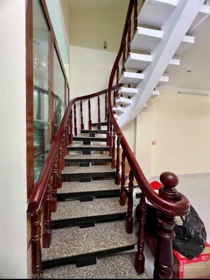 Nhà hẻm xe hơi đường quang trung. dt đất 199m2 đúc 3 lầu